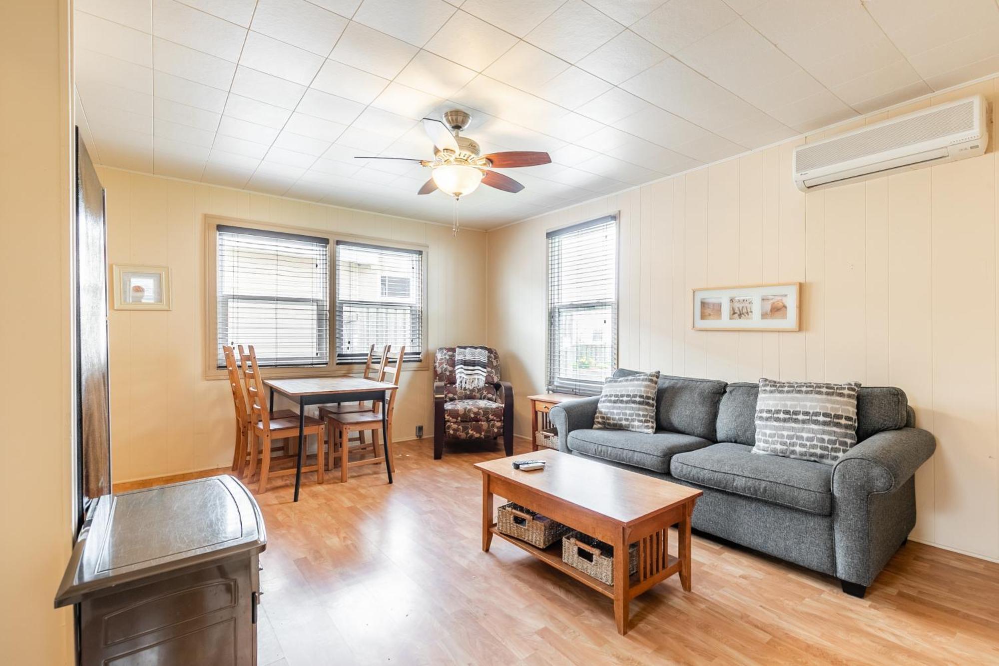 Bayside Cottage Rentals Port Rowan Exterior photo