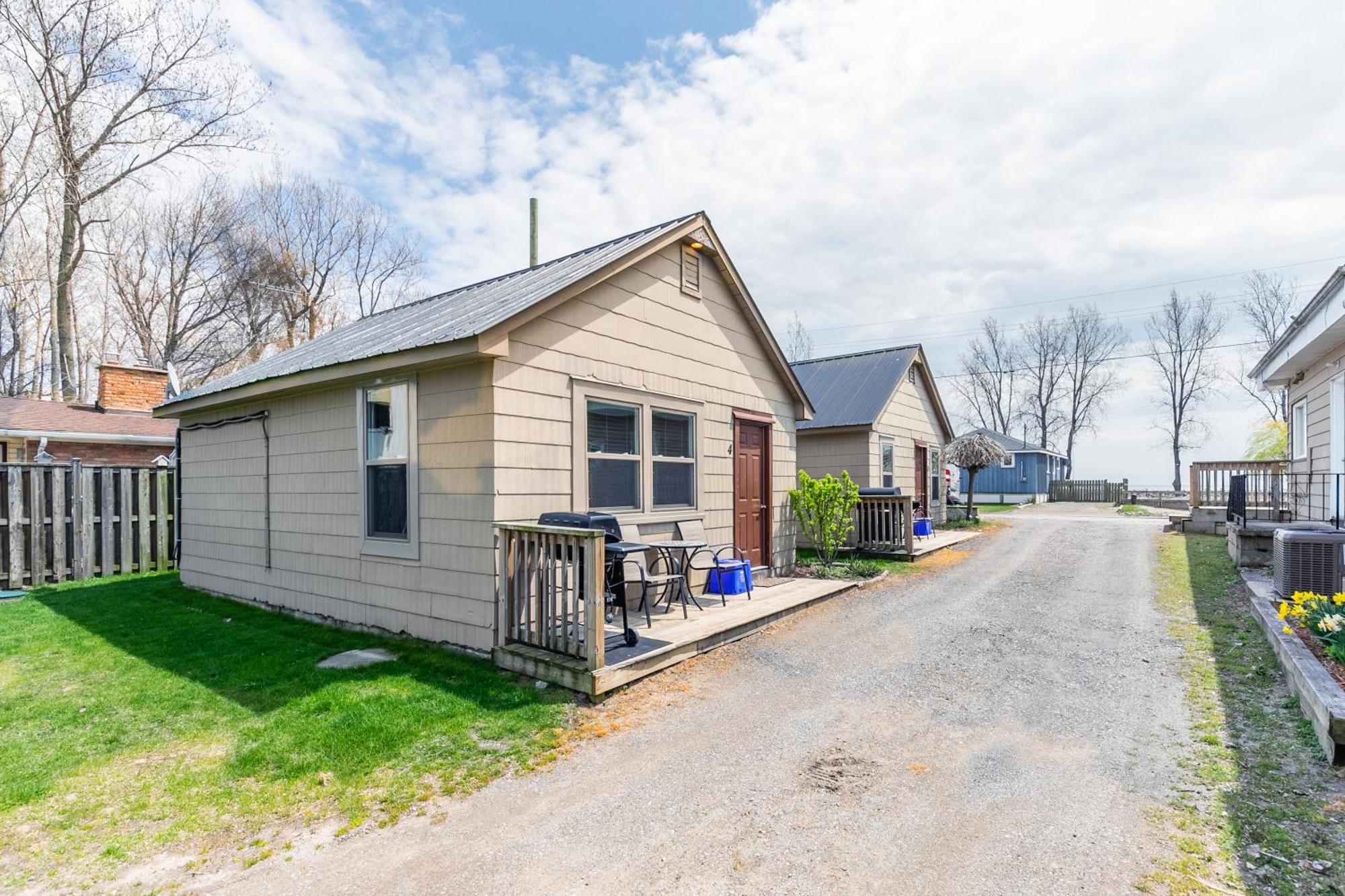 Bayside Cottage Rentals Port Rowan Exterior photo